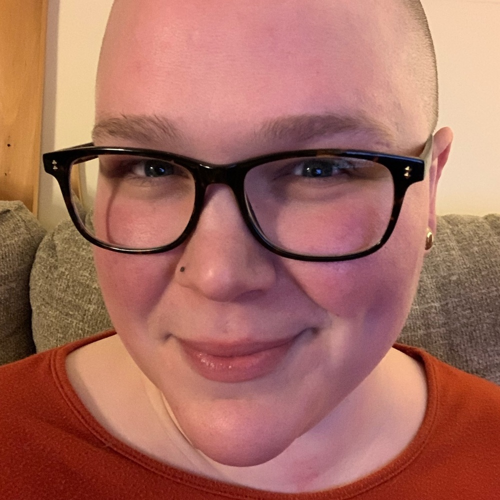 Meet your Posher, Evie